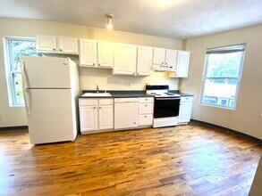 838 Huntington Ave in Boston, MA - Building Photo - Building Photo