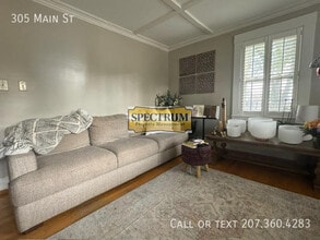 305 Upper Main St in Waterville, ME - Building Photo - Building Photo