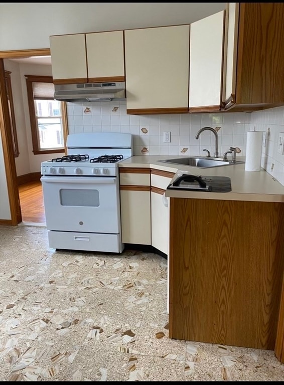 property at 92 Myrtle St