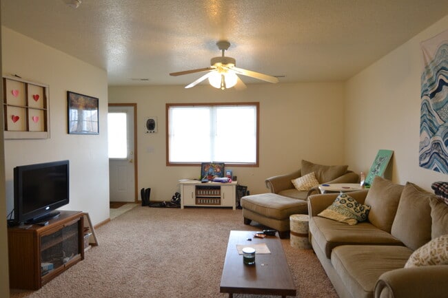 610 S Sixth St, Unit A