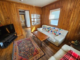 612 11th Ave SE in Minneapolis, MN - Building Photo