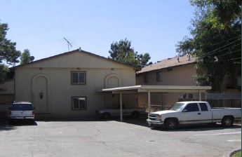 32013 Avenue D in Yucaipa, CA - Foto de edificio