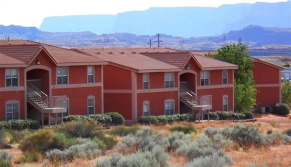 Vermillion View in Page, AZ - Foto de edificio