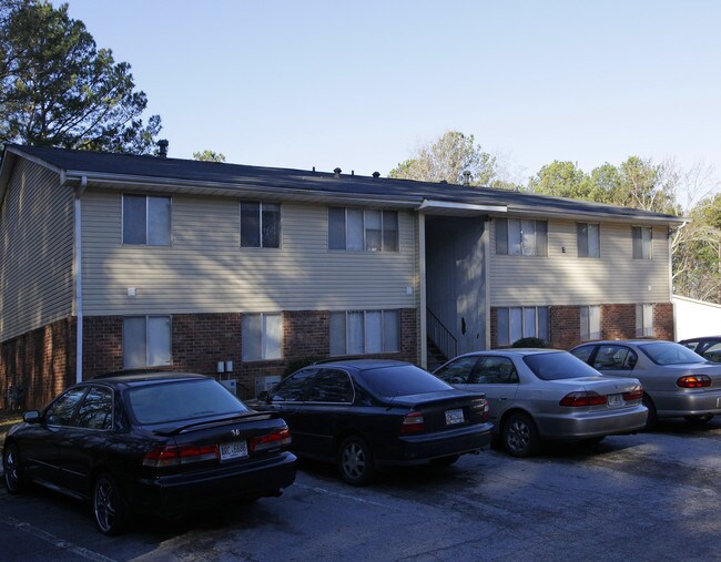 Lakeview Apartments in Carrollton, GA - Foto de edificio - Building Photo