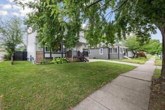 578 E Mahan Ave in Hazel Park, MI - Building Photo - Building Photo