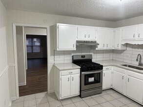 4106 Hawthorne Cir in Smyrna, GA - Building Photo - Building Photo