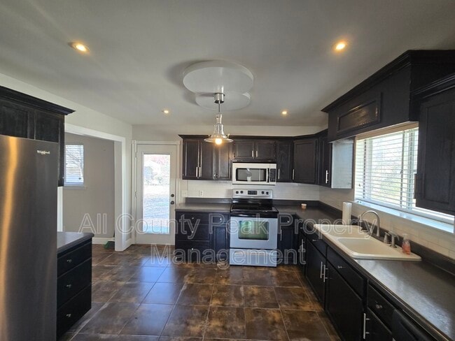 1605 S Mack Smith Rd in East Ridge, TN - Building Photo - Building Photo