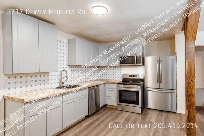5717 Dewey Heights Rd in Pinson, AL - Building Photo - Building Photo