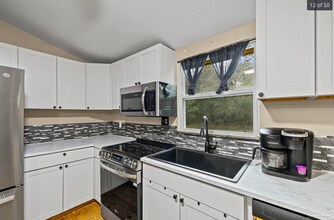 2989 N 5th Ave in Milton, FL - Building Photo - Building Photo