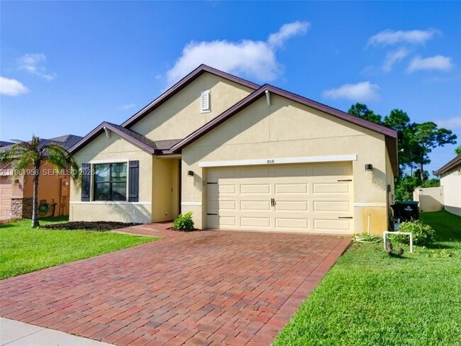 808 Old Country Rd S E in Palm Bay, FL - Building Photo - Building Photo