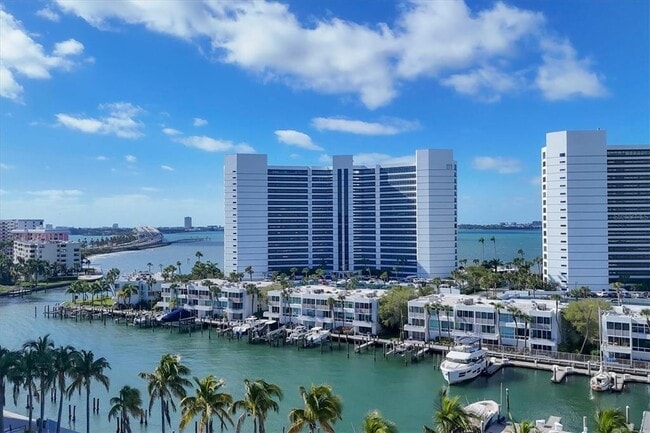 888 Blvd of the Arts in Sarasota, FL - Building Photo - Building Photo