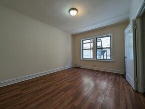 2536 N Sawyer Ave in Chicago, IL - Building Photo - Building Photo