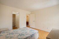 109 King St E photo'