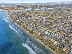 1353 N Vulcan Ave in Encinitas, CA - Building Photo - Building Photo