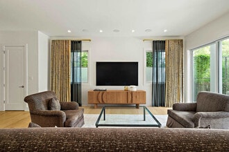 1510 Newton St in Austin, TX - Building Photo - Building Photo