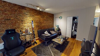 425 Monroe St, Unit 1