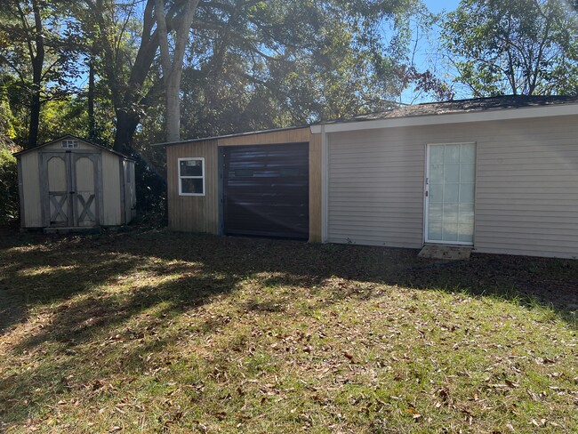 104 General Washington Blvd in Bonneau, SC - Building Photo - Building Photo