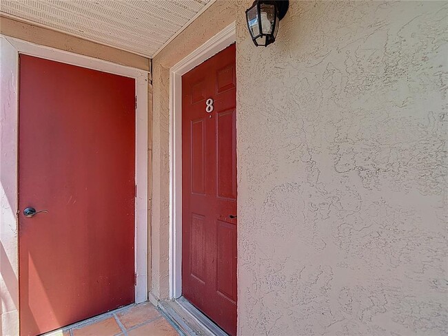 21032 Voyager Blvd in Land O Lakes, FL - Building Photo - Building Photo