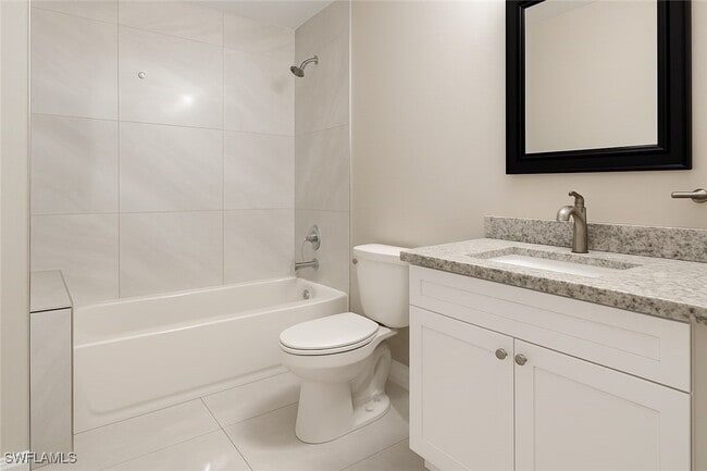 property at 4622 Leonard Blvd S
