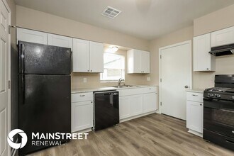 624 E Towry Dr in Midwest City, OK - Building Photo - Building Photo