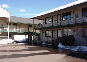 Affordable units walking distance to the L... in Stateline, NV - Foto de edificio - Building Photo