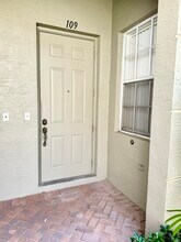 4981 Bonsai Cir in Palm Beach Gardens, FL - Building Photo - Building Photo