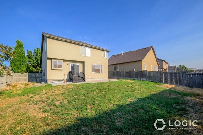 8762 Franklin Dr in Eagle Mountain, UT - Building Photo - Building Photo