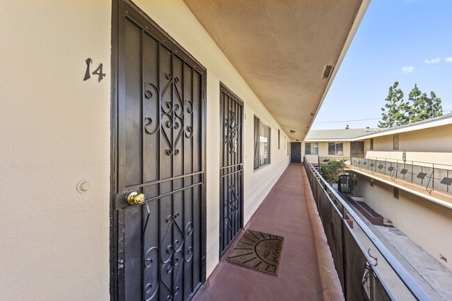 property at 940 W Gage Ave