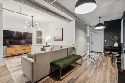 property at 1414 W Division St