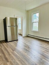 11 Putnam St in Meriden, CT - Building Photo - Building Photo