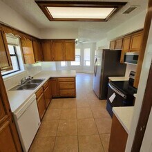 581 Geraldine Ln in Brownsville, TX - Building Photo - Building Photo