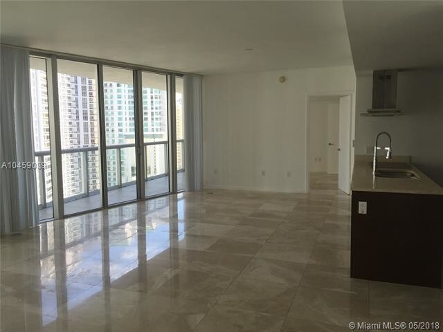 495 Brickell Ave-Unit -1904 in Miami, FL - Building Photo - Building Photo