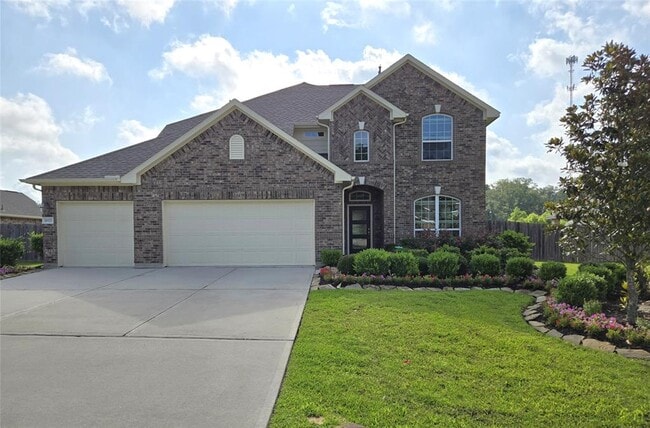 property at 18515 Lilliput Ln