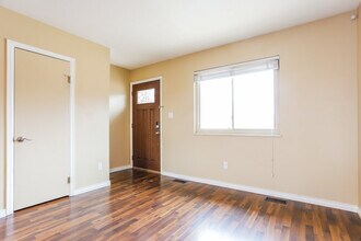 1679 S Naples St in Aurora, CO - Building Photo - Building Photo