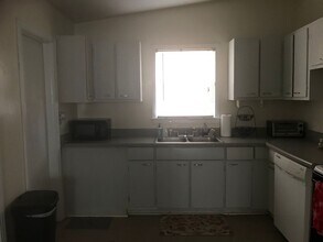 1602 Atkamire Dr in Tallahassee, FL - Building Photo - Building Photo