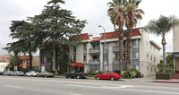 Woodpark in Sherman Oaks, CA - Foto de edificio - Building Photo