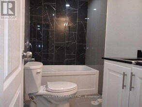 117 Luella Crescent in Brampton, ON - Building Photo - Building Photo