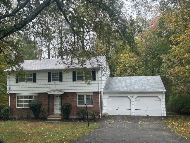 property at 44 Hills Point Rd