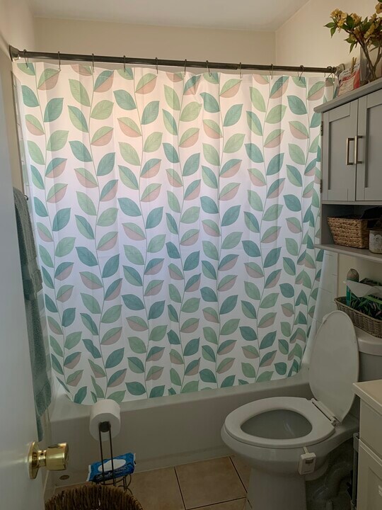 1061 SE Monterey Rd, Unit D in Stuart, FL - Building Photo