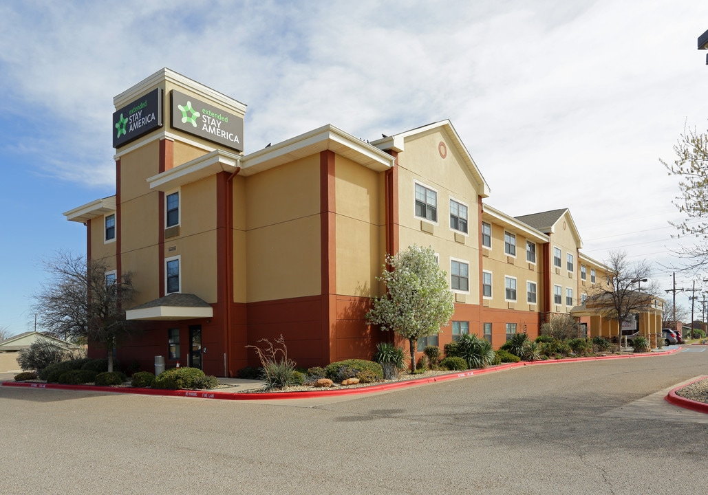 Furnished Studio - Lubbock Photo