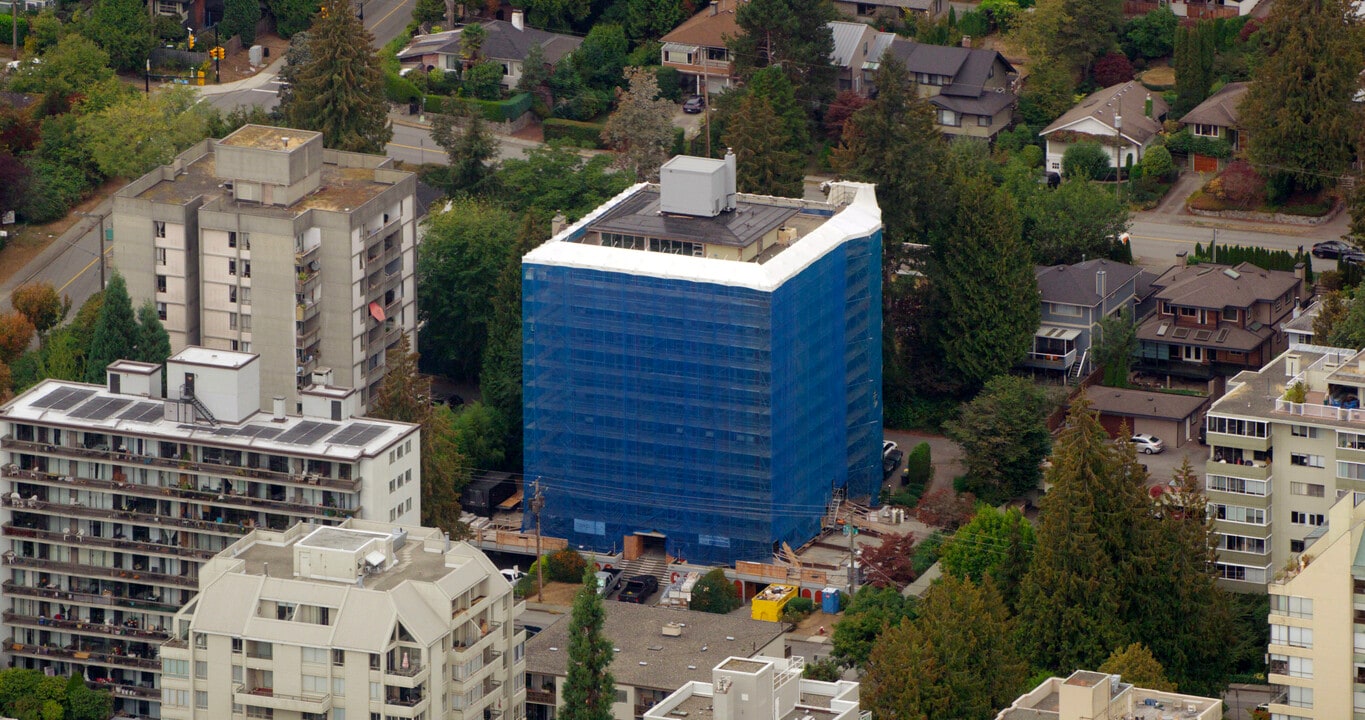 Capilano Tower in West Vancouver, BC - Building Photo