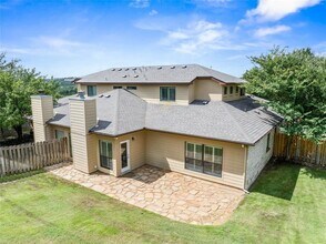 15308 Gebron Dr in Austin, TX - Foto de edificio - Building Photo