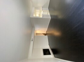 13002 Riverside Dr in Los Angeles, CA - Building Photo