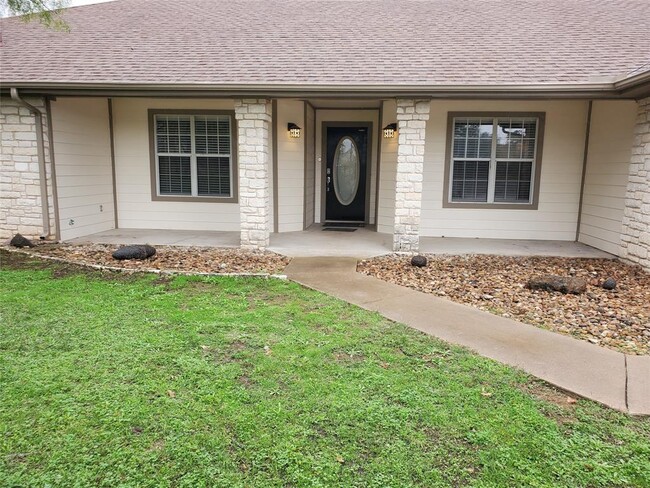 2920 Candace Cir in Horseshoe Bay, TX - Building Photo - Building Photo