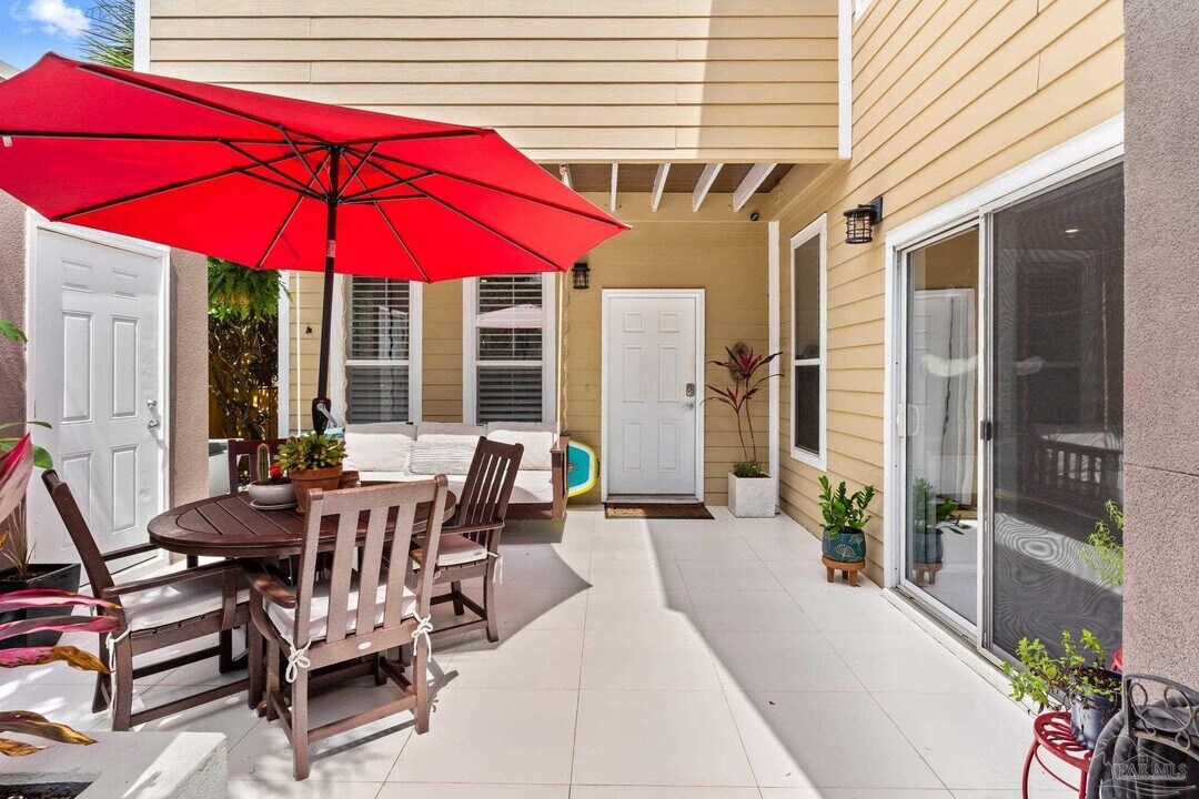 3695 Scenic Hwy 98 in Destin, FL - Building Photo