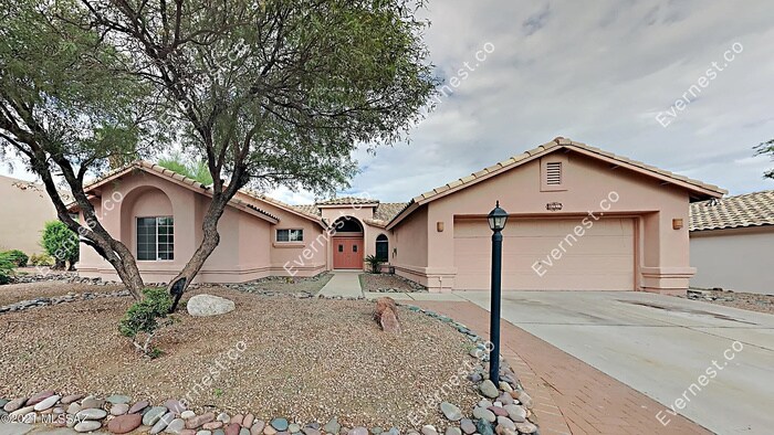12690 N Bandanna Way in Oro Valley, AZ - Building Photo