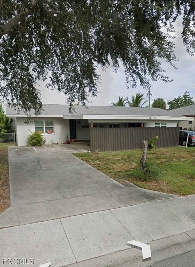 property at 221 Cape Coral Pkwy E