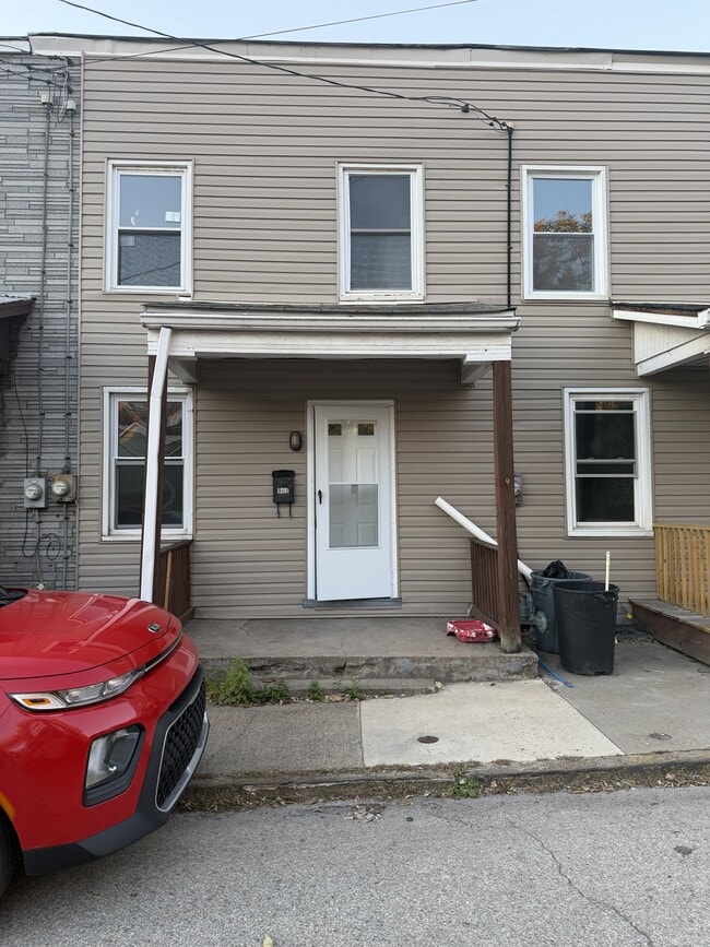 property at 901 Cliff St