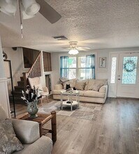 5507 Darlene St in Spring Hill, FL - Building Photo - Building Photo