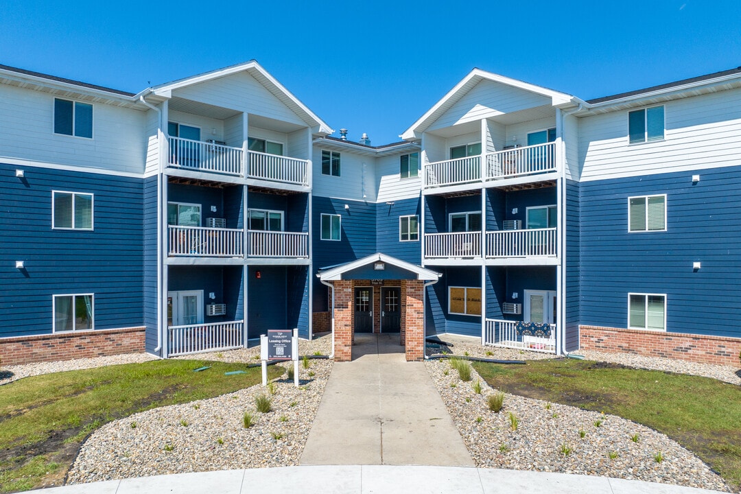 Windsor Pointe in Ames, IA - Building Photo